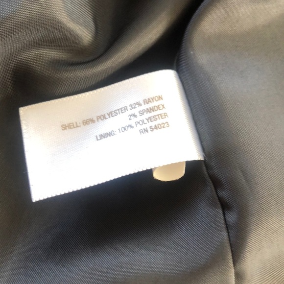 Old Navy black blazer - Picture 8 of 8